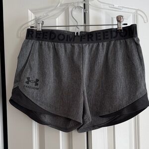Women's Like New Under Armour Gray Shorts